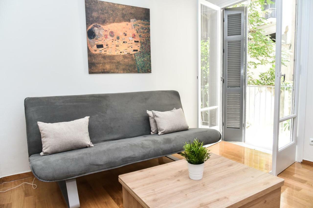 Warm Apartment At Exarchia 1 Bed 2 Pers Афіни Екстер'єр фото